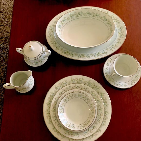 Noritake China dish set. - Picture 1 of 5